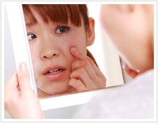 ひどいニキビで膿が出ている時のケアと予防 公式 ニキビケア化粧品のプロアクティブ